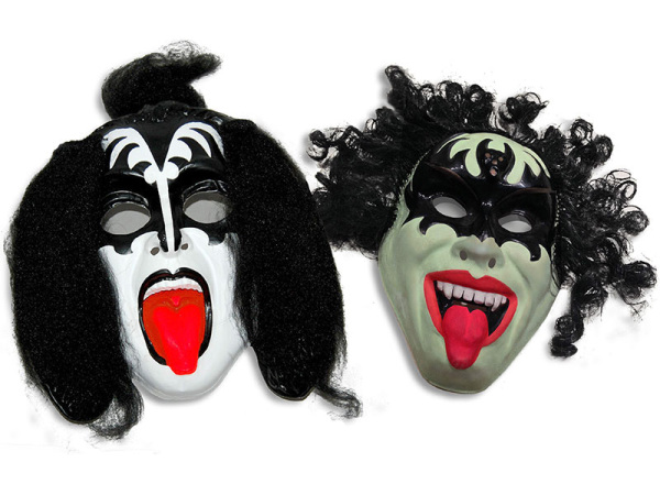 Gene Simmons vs Green Simmons?